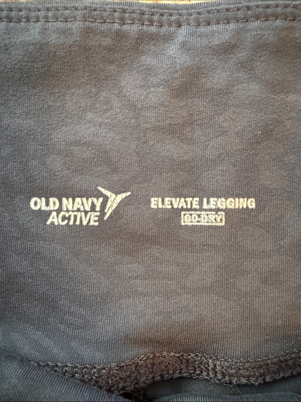 Old Navy Men's Charcoal Active Elevate Legging Shirt